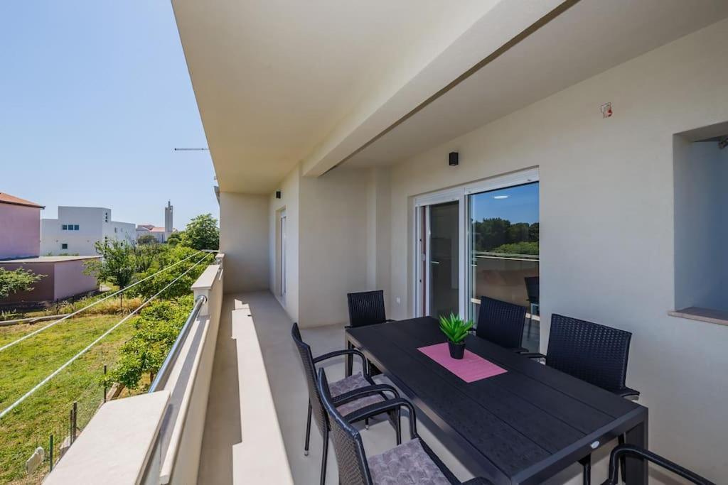 Beach Apartment Andela A2 Kaštela Buitenkant foto